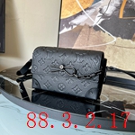 スーパーコピールイヴィトンバッグ